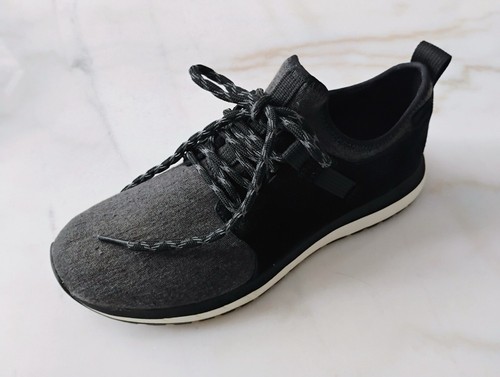 Women shoes roots size - women’s, 6.5